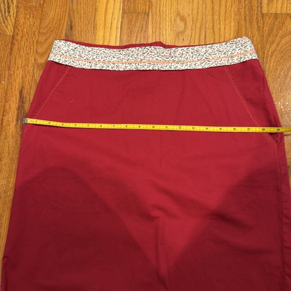 Elevenses red skirt with floral waistline - Picture 7 of 7